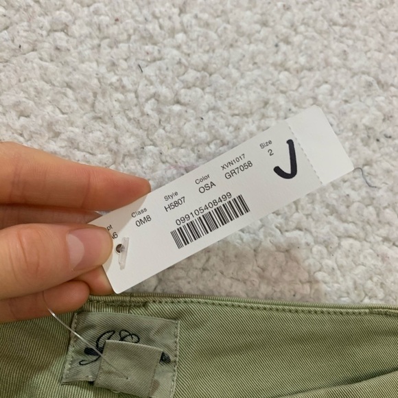 J crew h5807 5” stretch green chino shorts - Picture 2 of 5